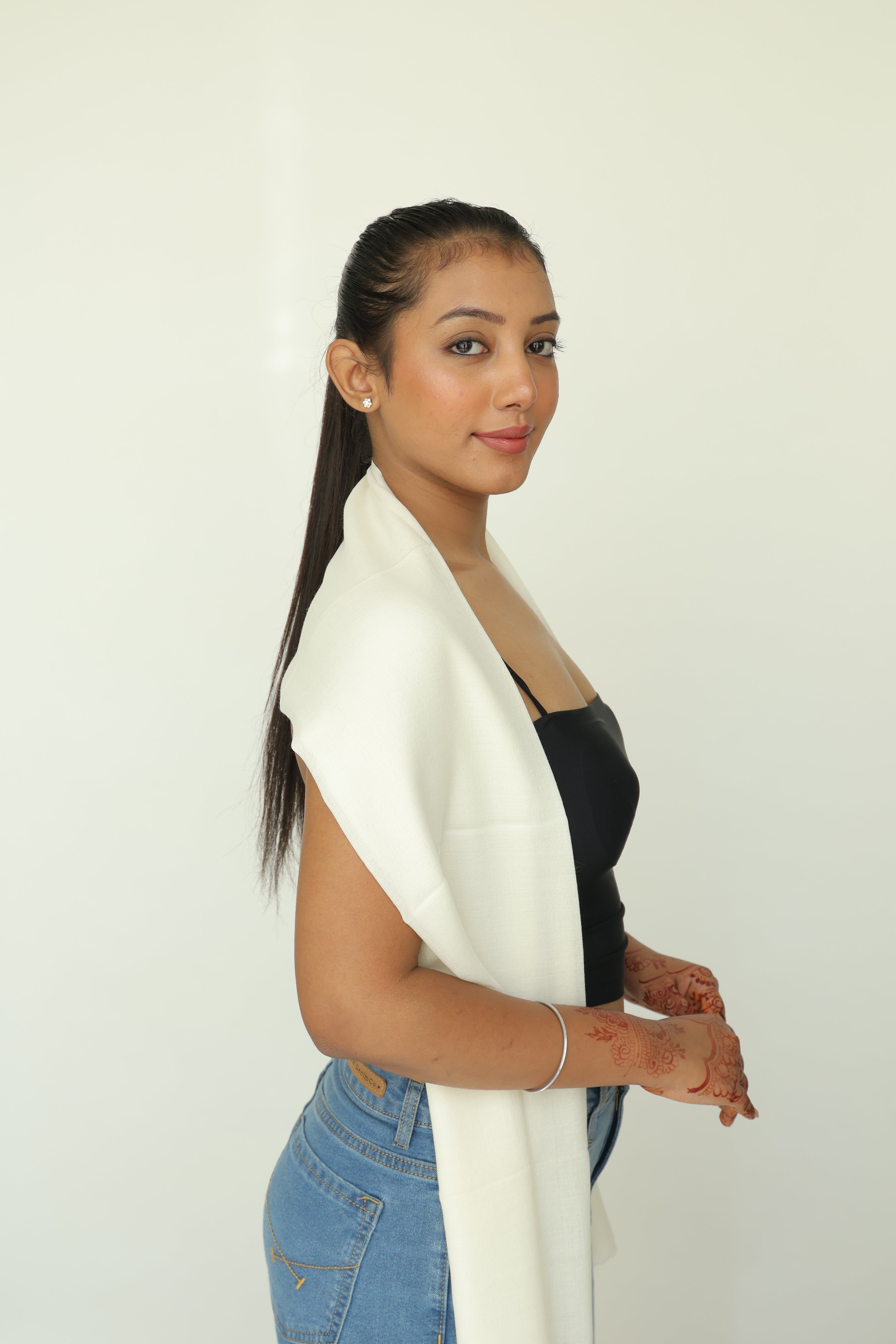 Pure Cashmere Handwoven Stole: White Plain V Style